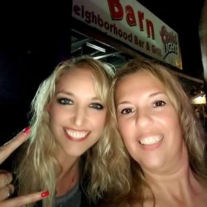 Meet your Posher, Holly